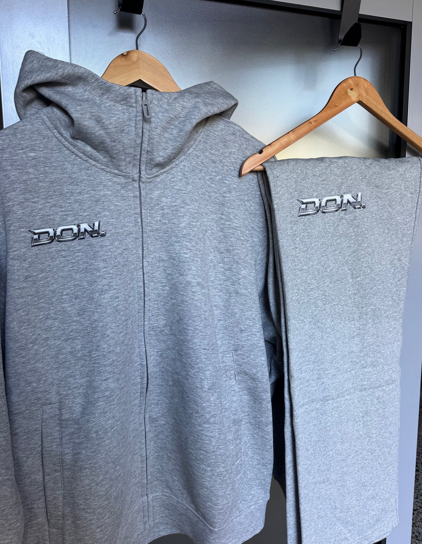 DON. SWEATPANTS - GREY