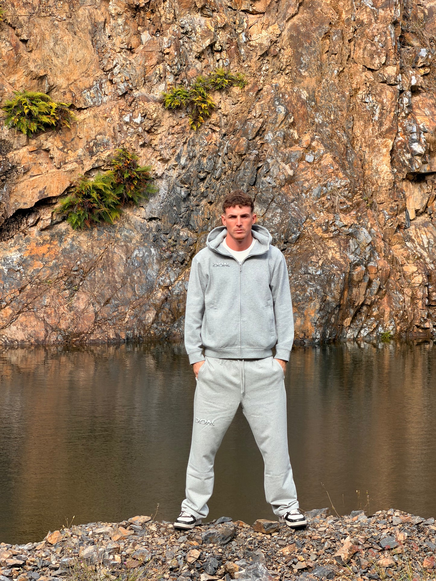 DON. SWEATPANTS - GREY